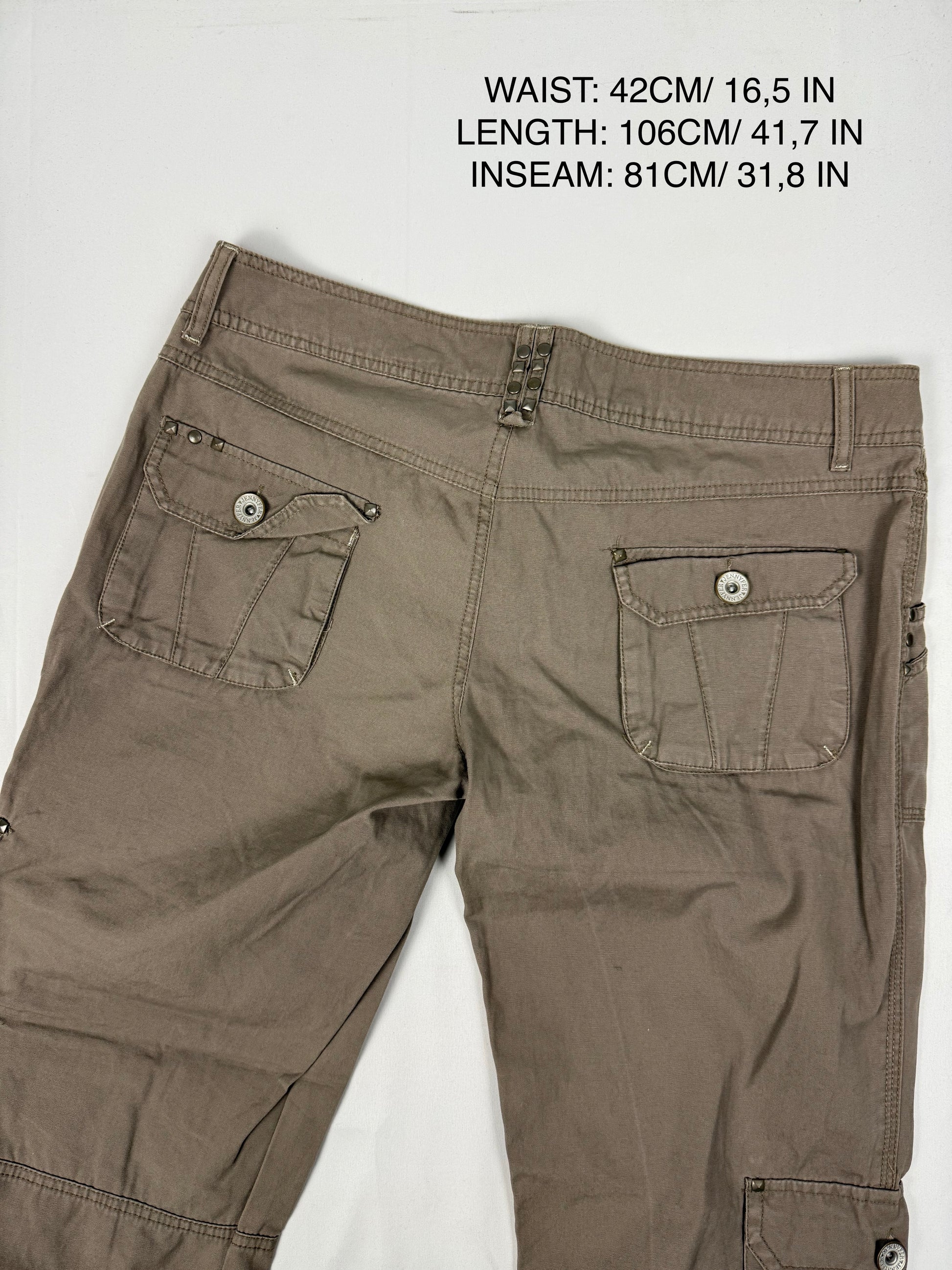 Khaki cotton  low rise cargo baggy pants (XL)