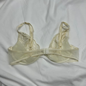 Cream mesh lace balcony vintage bra (95B)