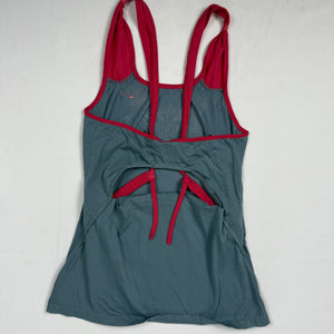 Grey activewear tie up backless top (S/M)