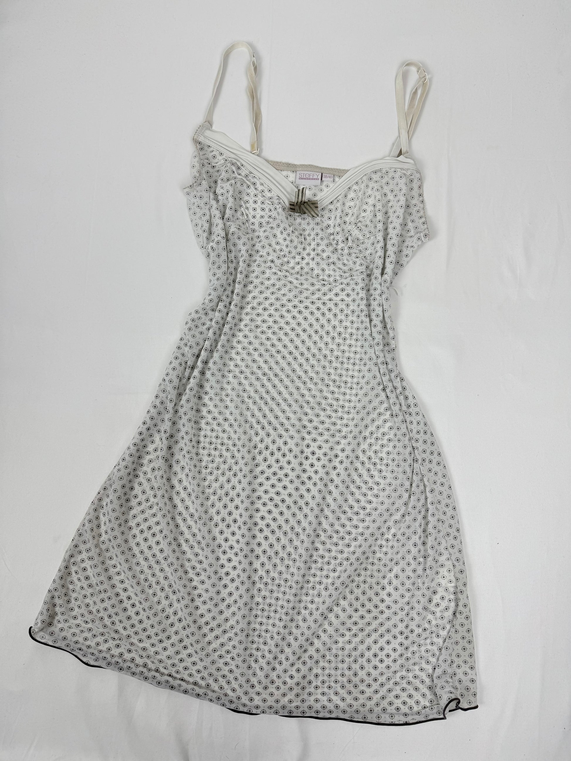 White graphic babydoll mini dress (M/L)