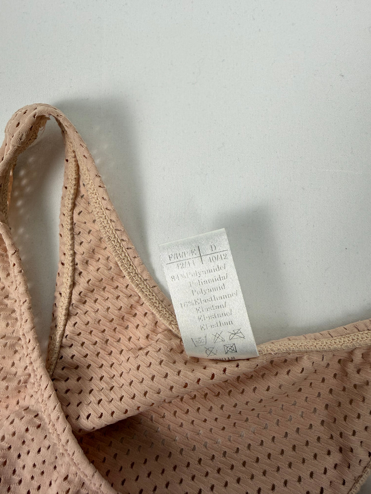 Pink activewear top + shorty set (M)