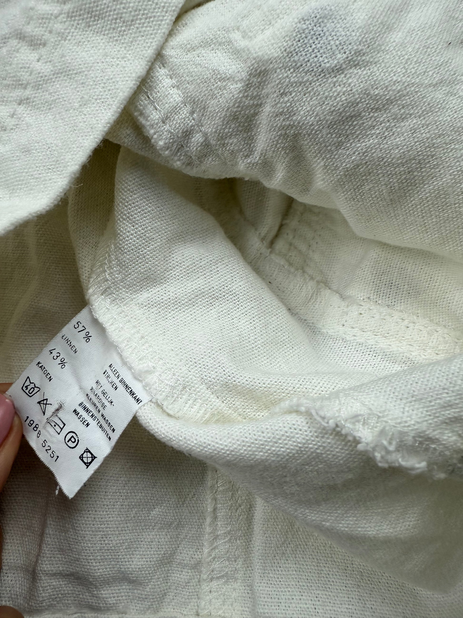 White zip up tight fit linen office jacket (S)