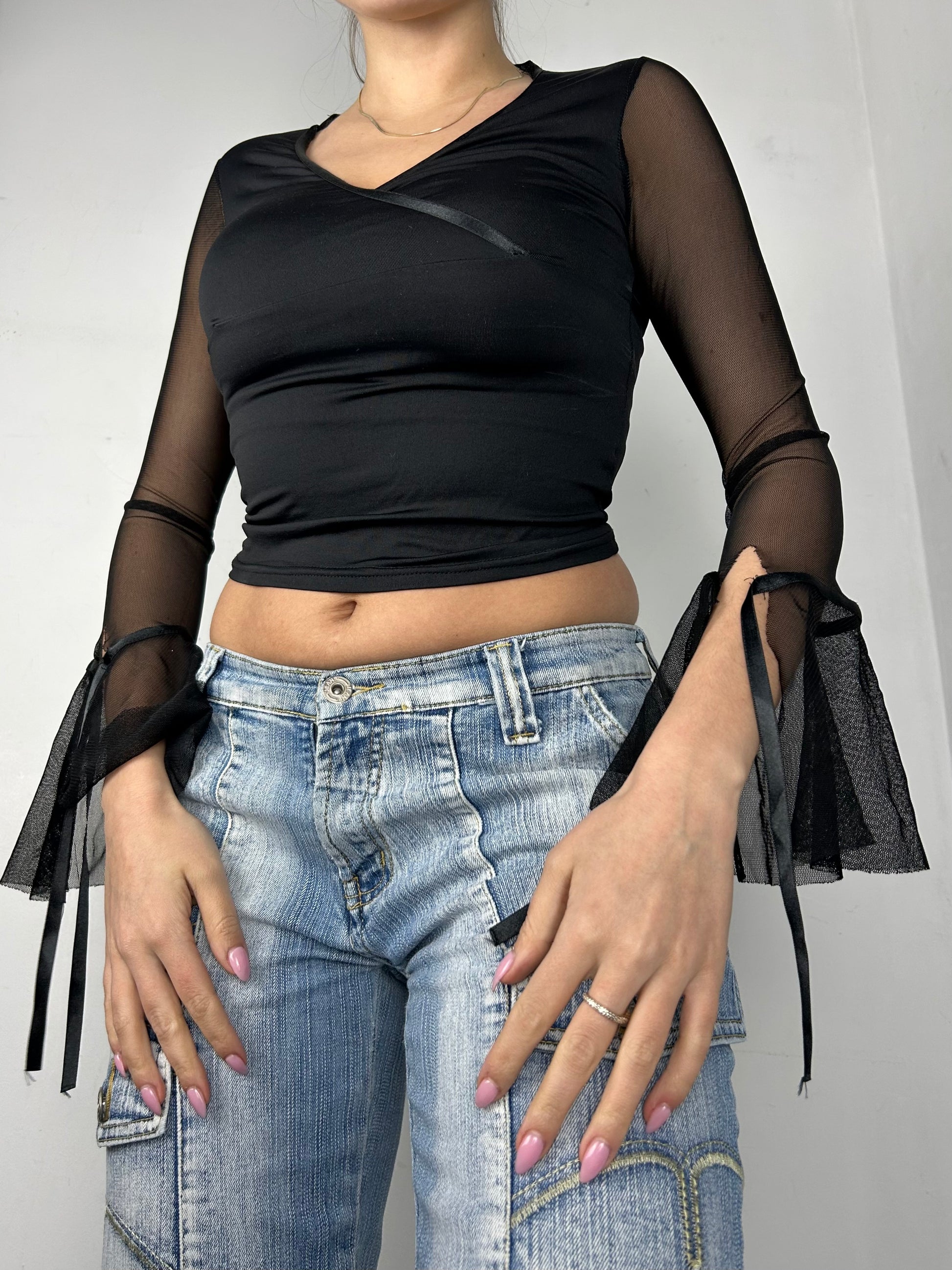 Black flared long sleeves top (XS)
