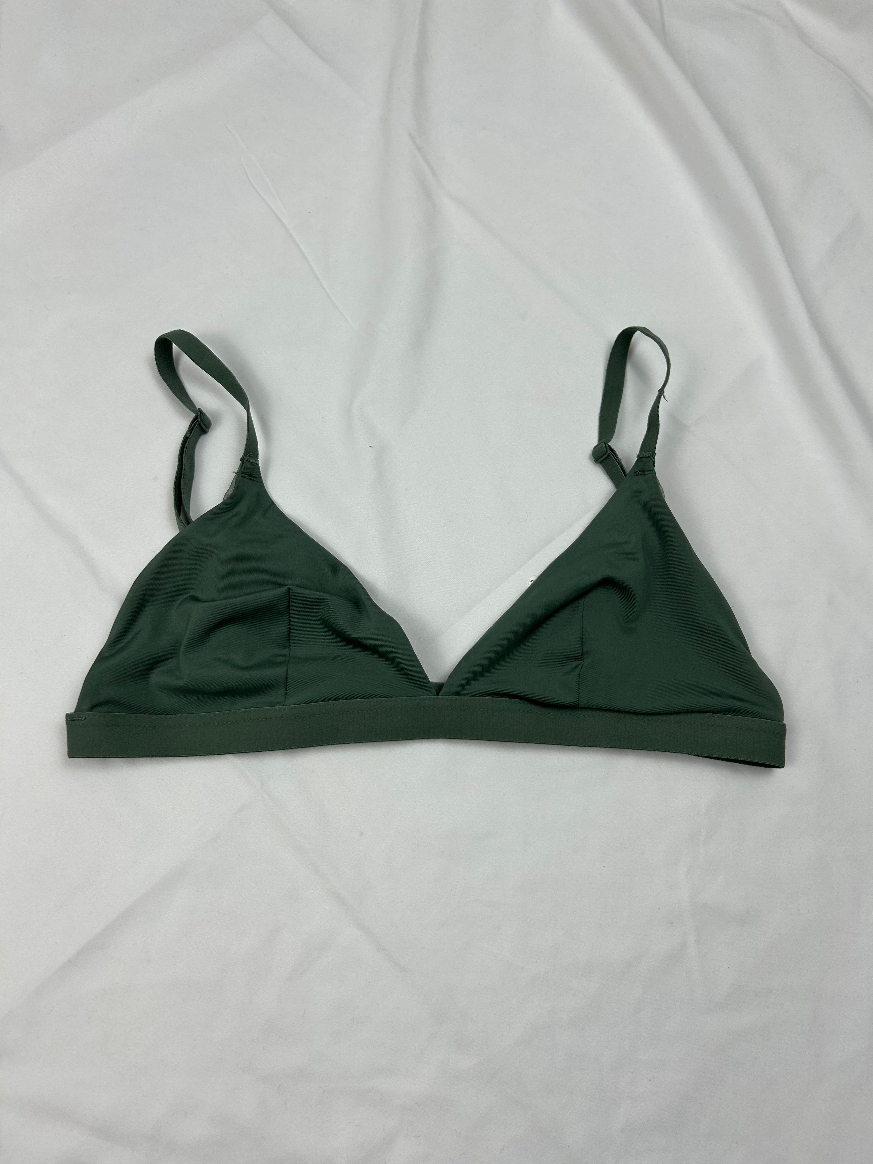Lycra brand new triangle bra (M)