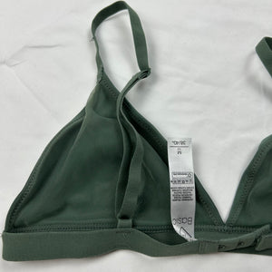 Lycra brand new triangle bra (M)