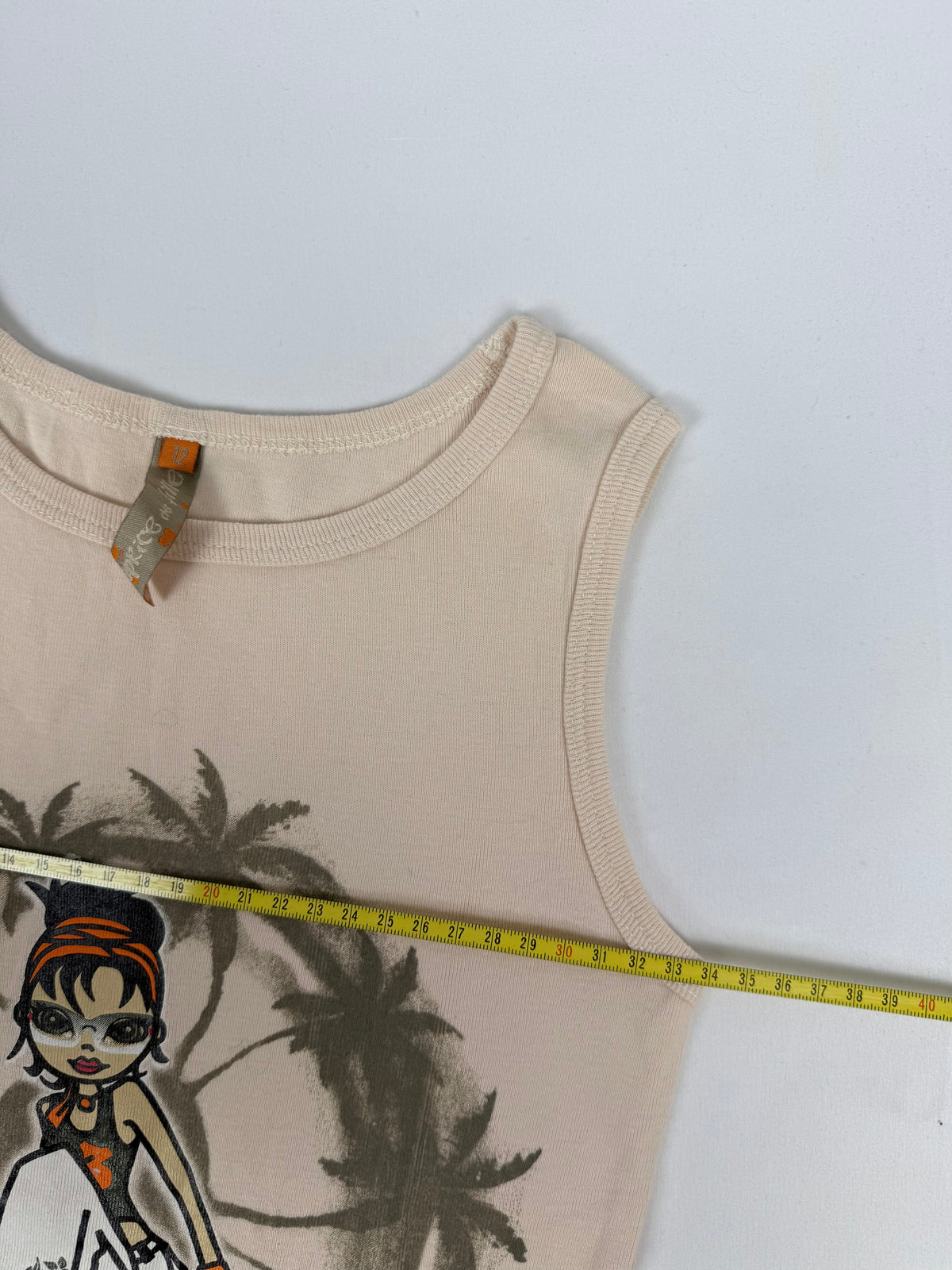 Beige graphic tank top (S)
