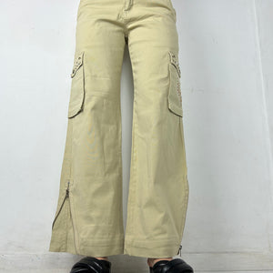 Beige  low rise cargo baggy pants (S)