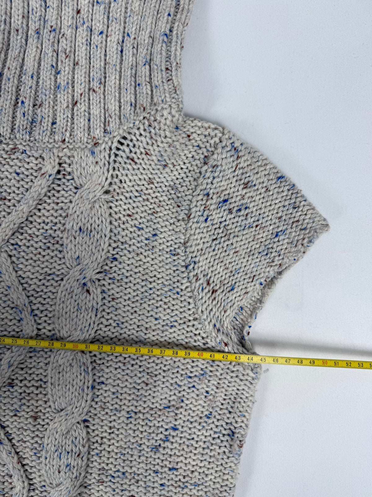 Grey turtleneck sleeveless jumper (M)