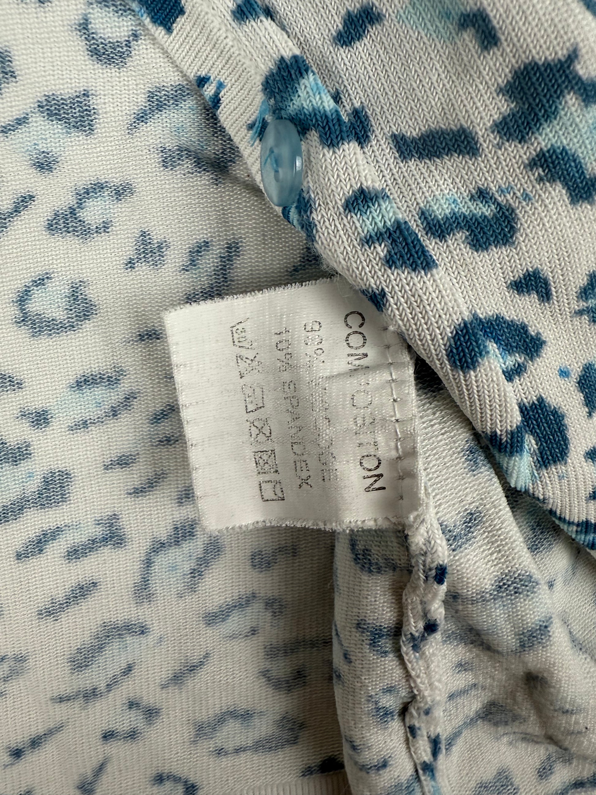 White & blue panther print cardigan jumper (XL)