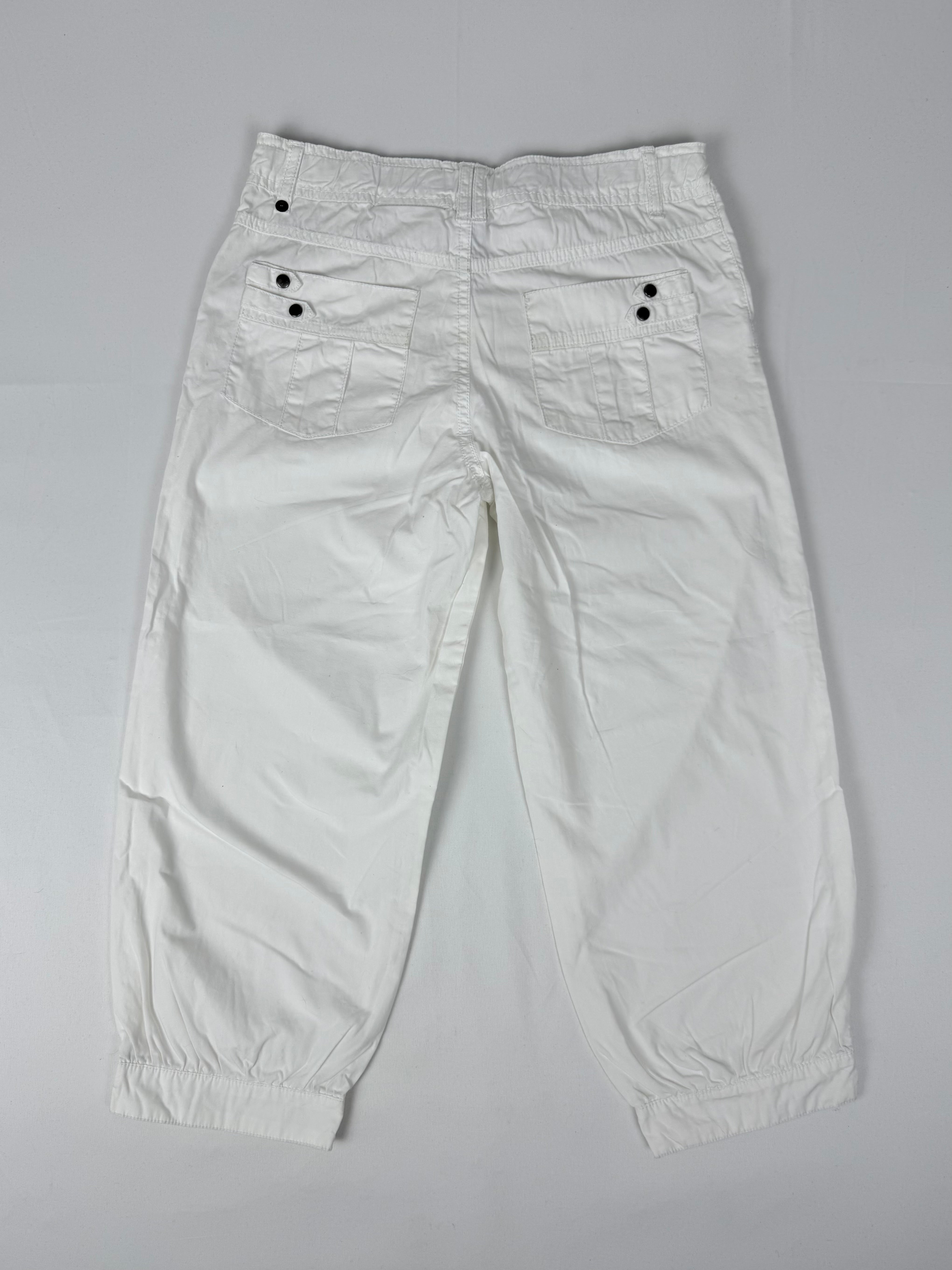 White 100% cotton low rise capri pants (XS)