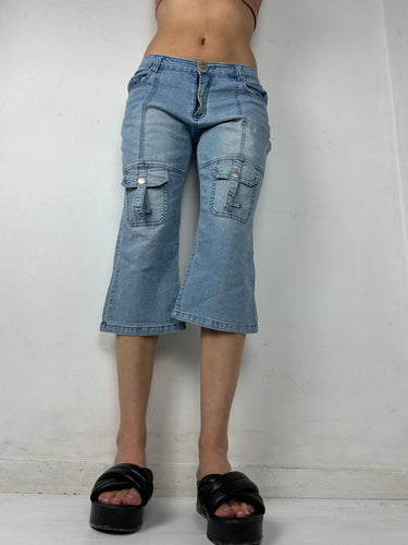Blue denim low waist capri pants (S/M)