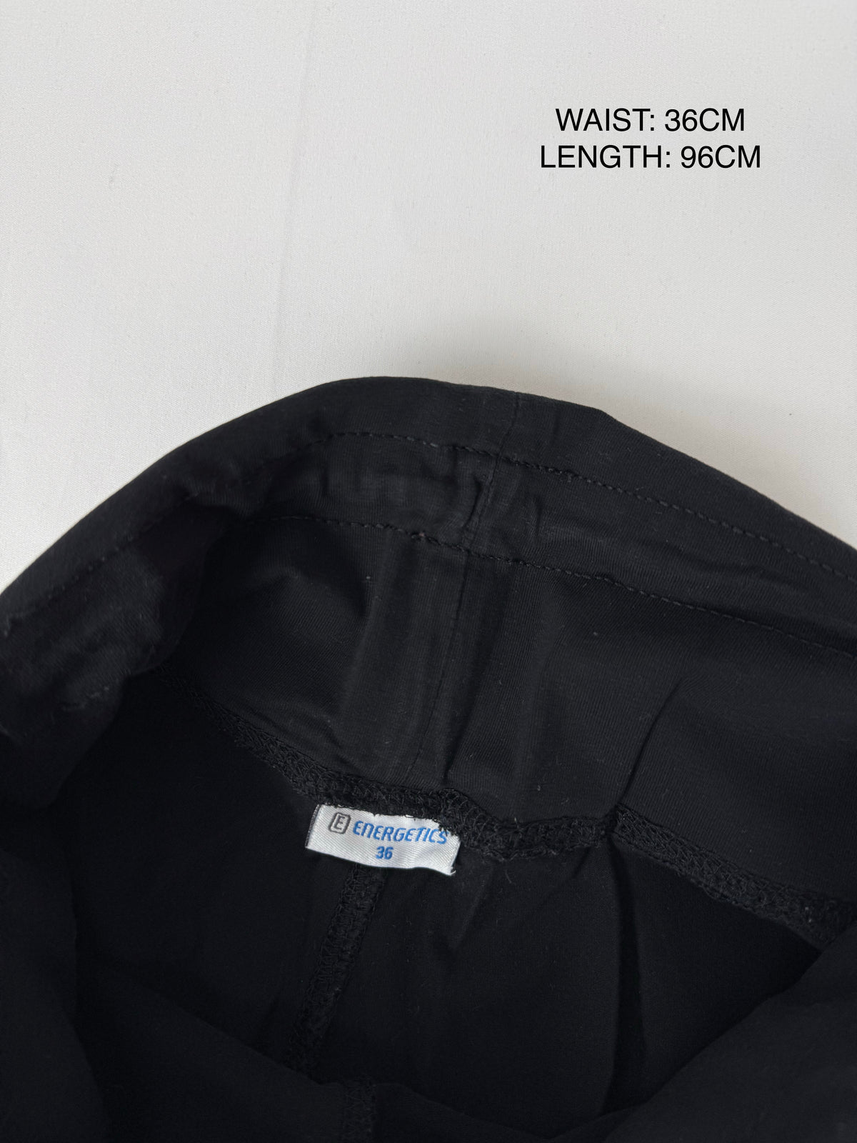Pantalon droit taille basse en jean noir (XS)