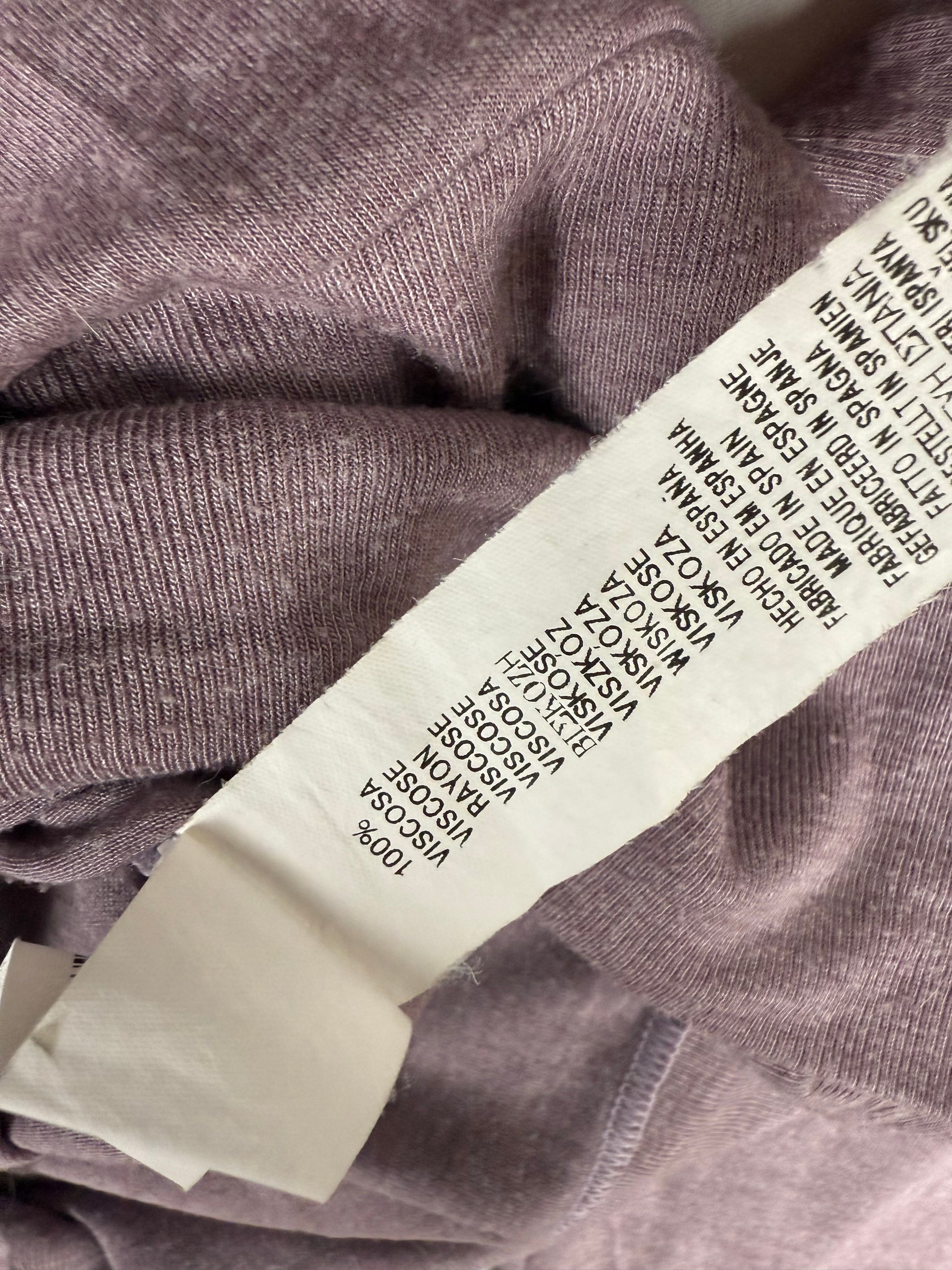 Lilac V neck tight fit long sleeves top (M)