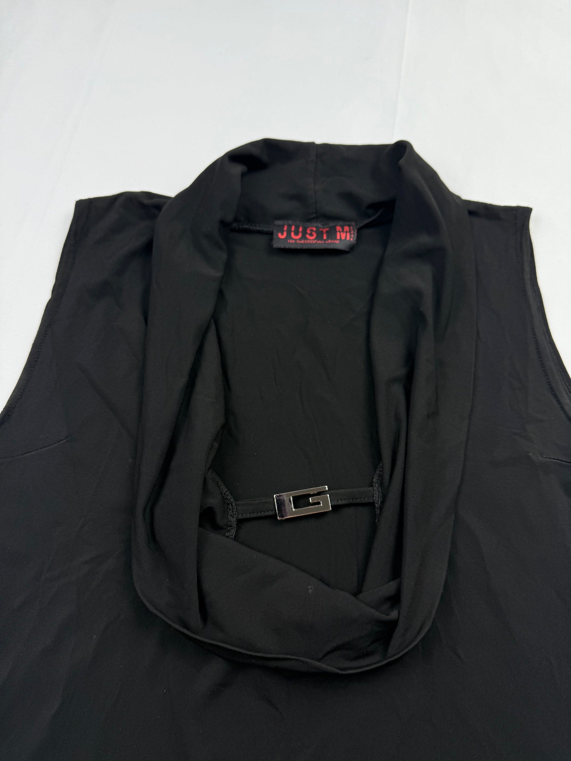 Black G buckle plunge neck top (S/M)
