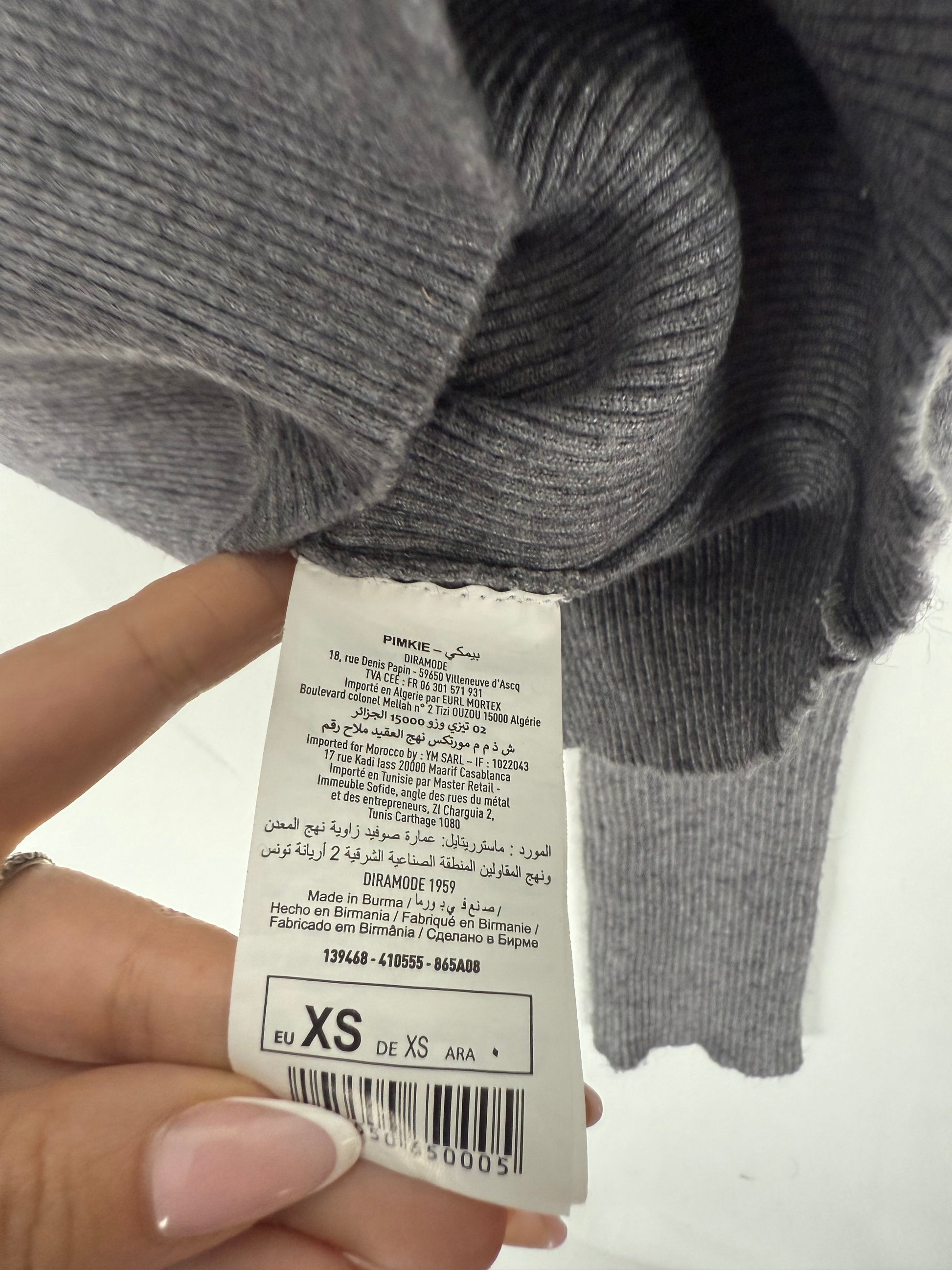 Grey tight fit crop hooded jumper (XS)