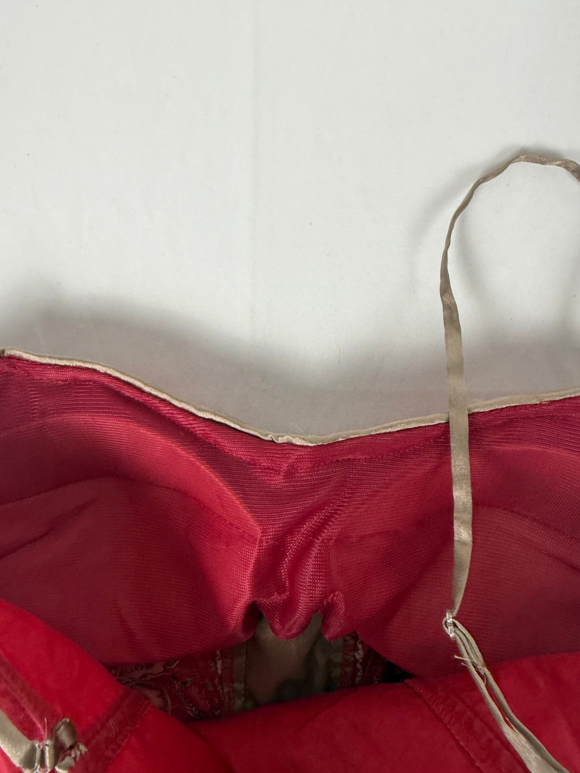 Red graphic lace up corset top (M/L)