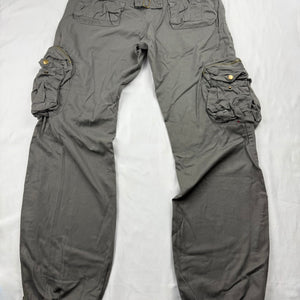Khaki low rise baggy cargo pants (S/M)