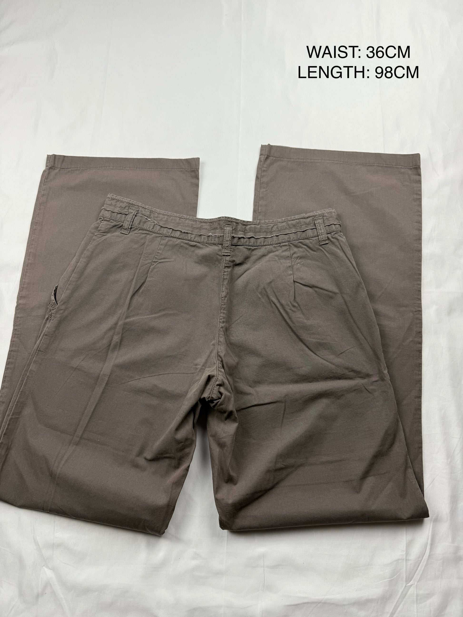 Brown low waist baggy pants (M)