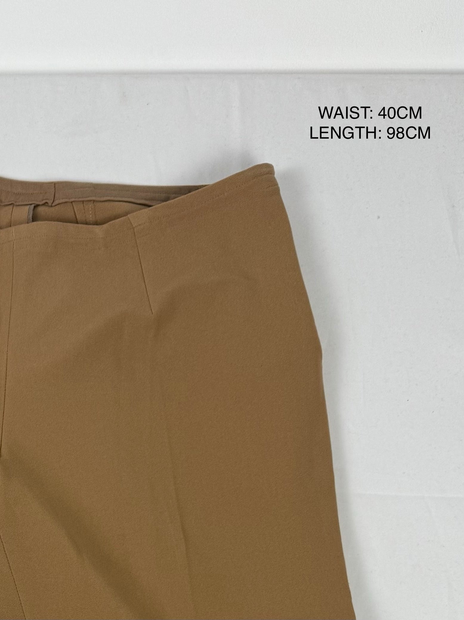 Beige office siren low rise flare pants (L)