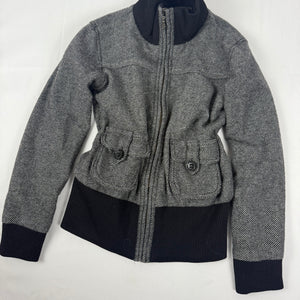Grey zip up winter jacket (M)
