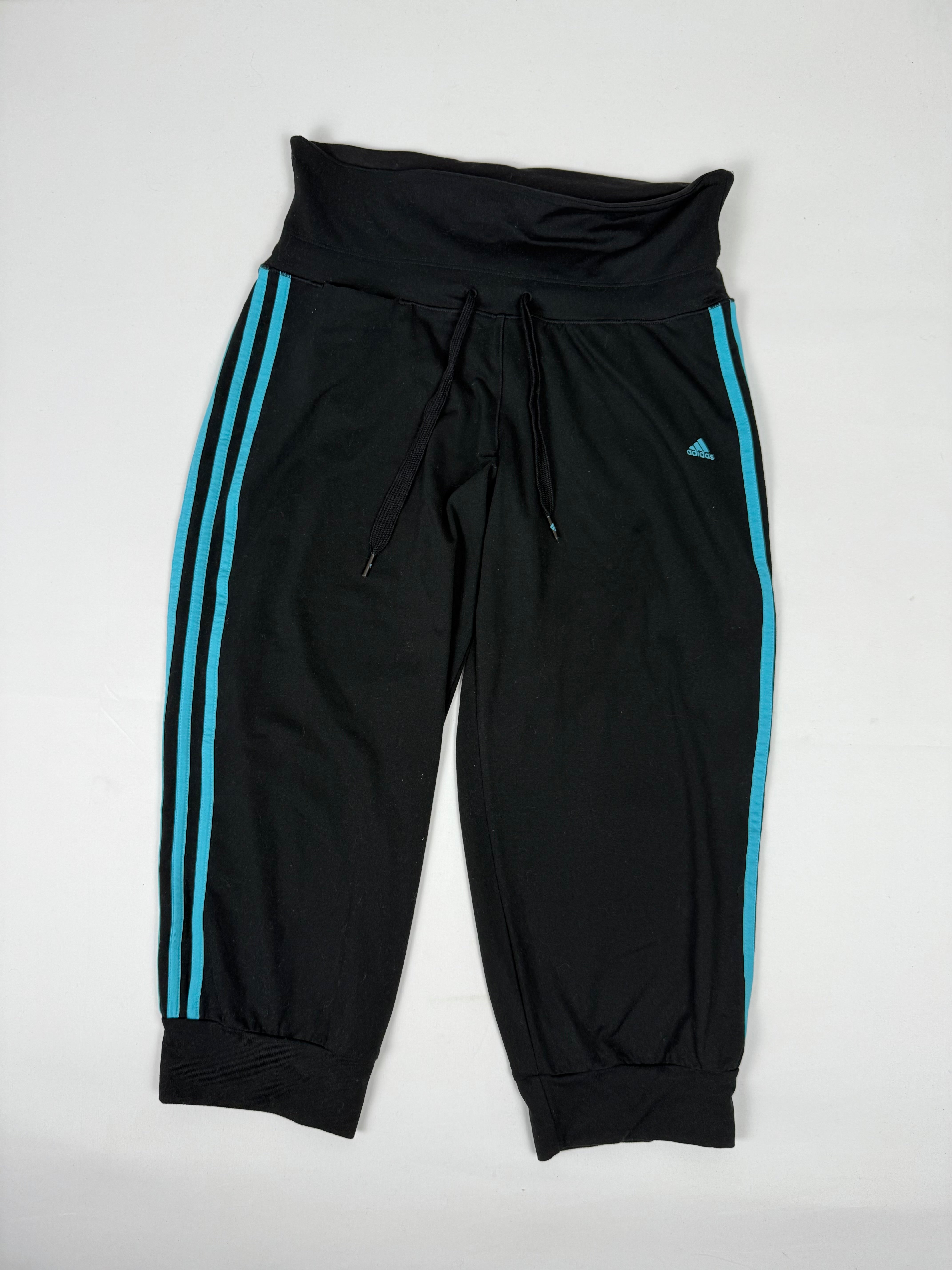 Black & blue activewear capri pants (M)