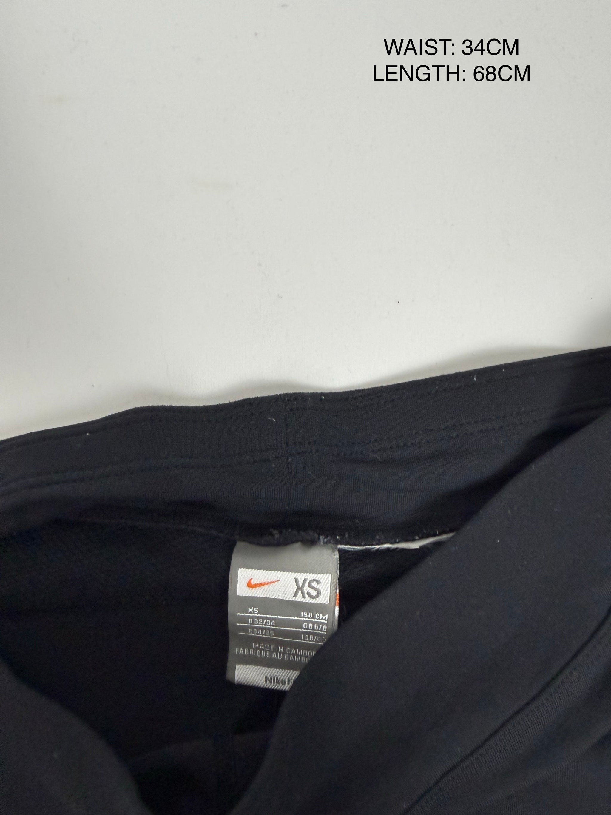 Black activewear capri pants (XS)