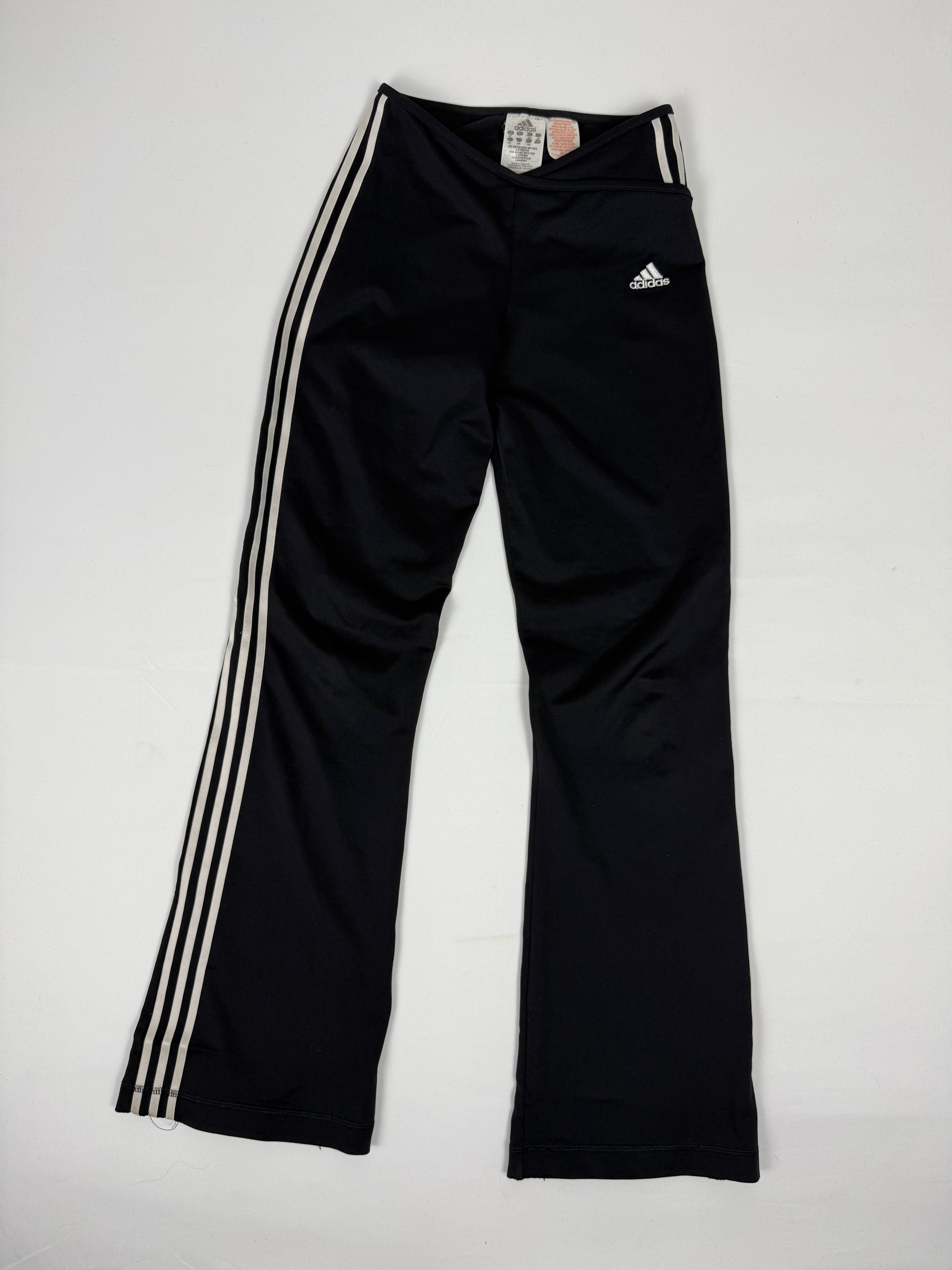 Black activewear flare pants (XS)