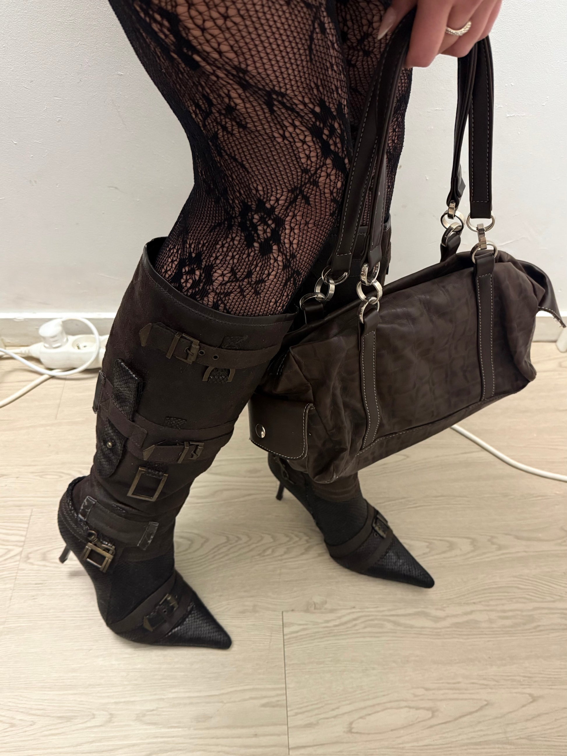 Brown knee high heels boots (38)