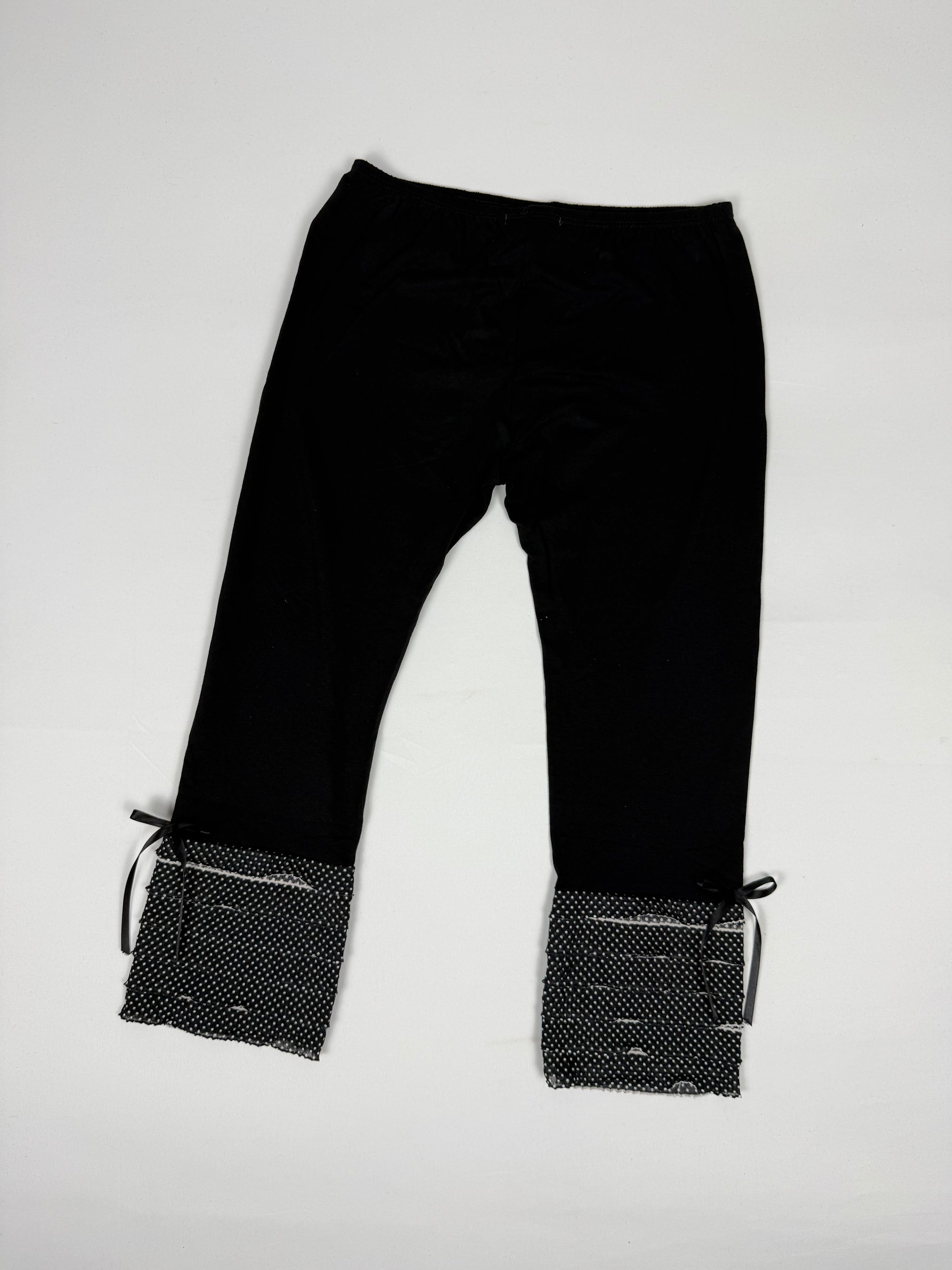 Black stretchy leggings capri pants (M)