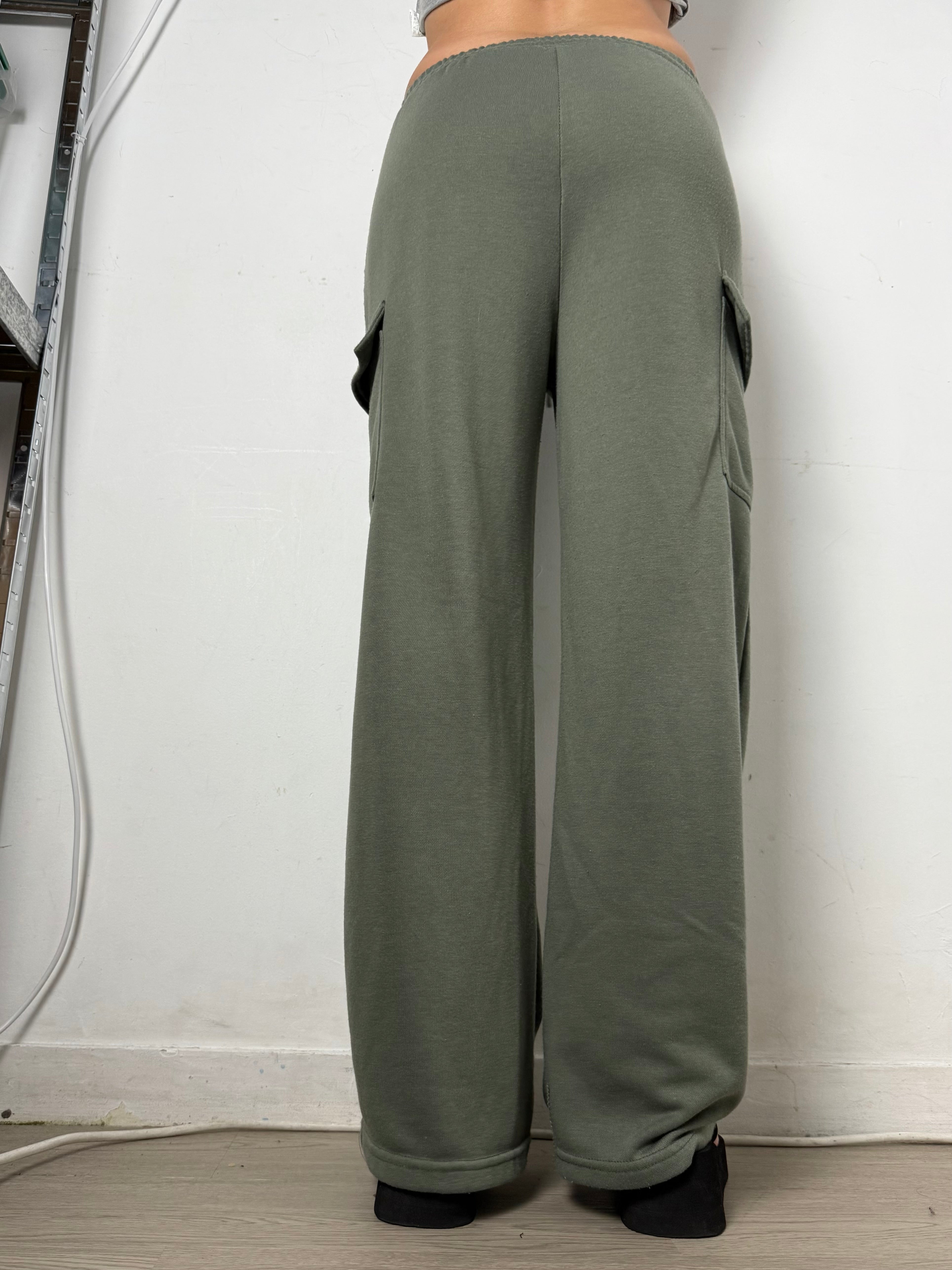 Khaki cargo joggers pants (M/L)