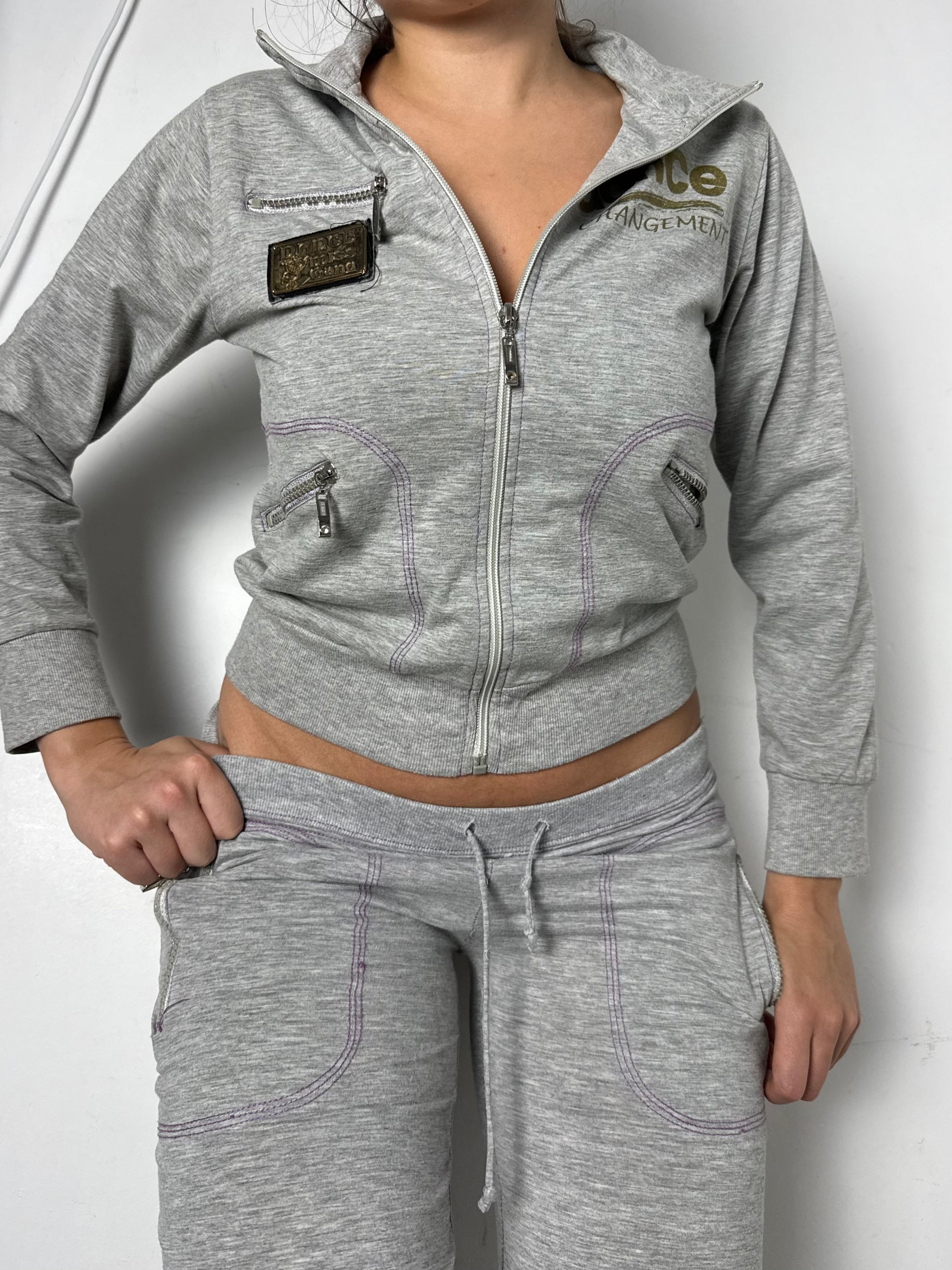 Grey activewear zip up sweatshirt + joggers set (S)