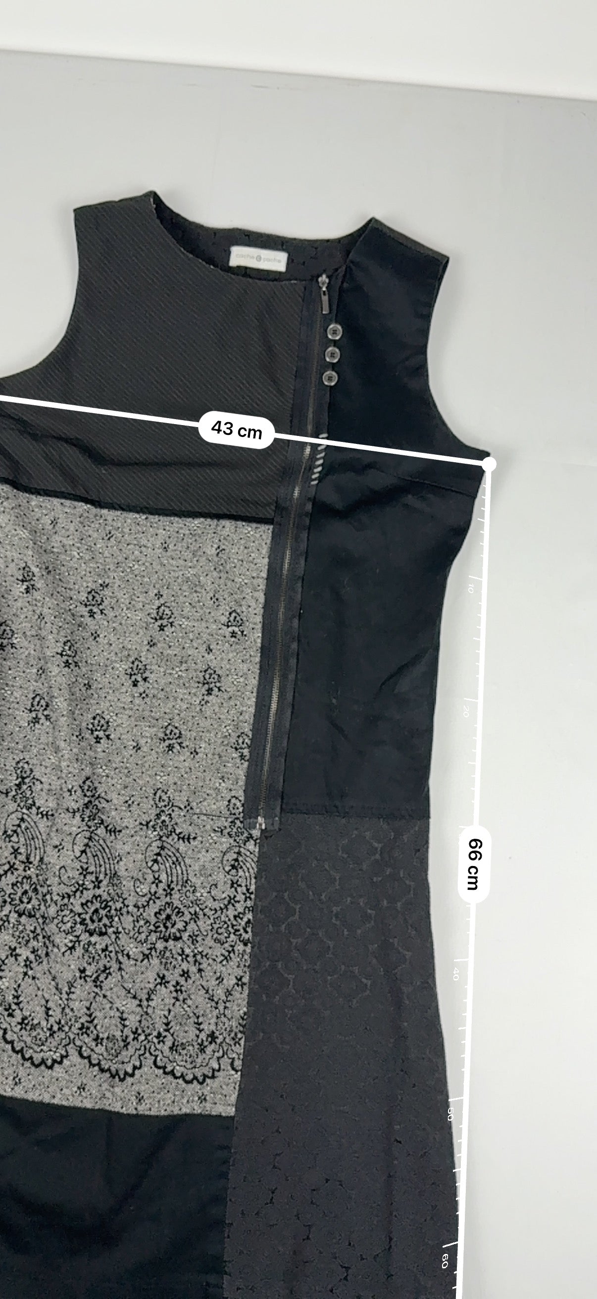 Black tight fit zip up office mini dress (S)