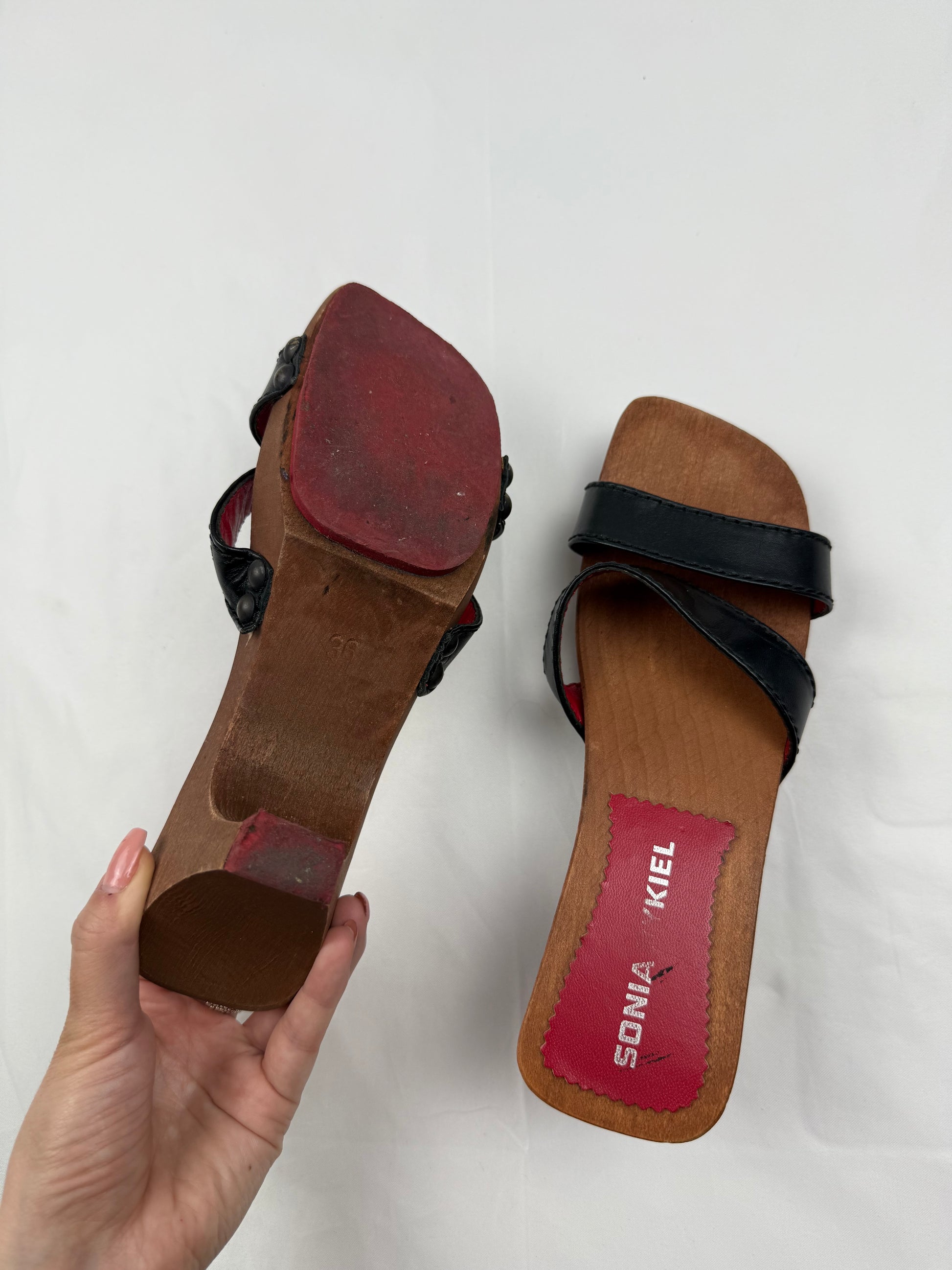 Black real leather wood heels (36)