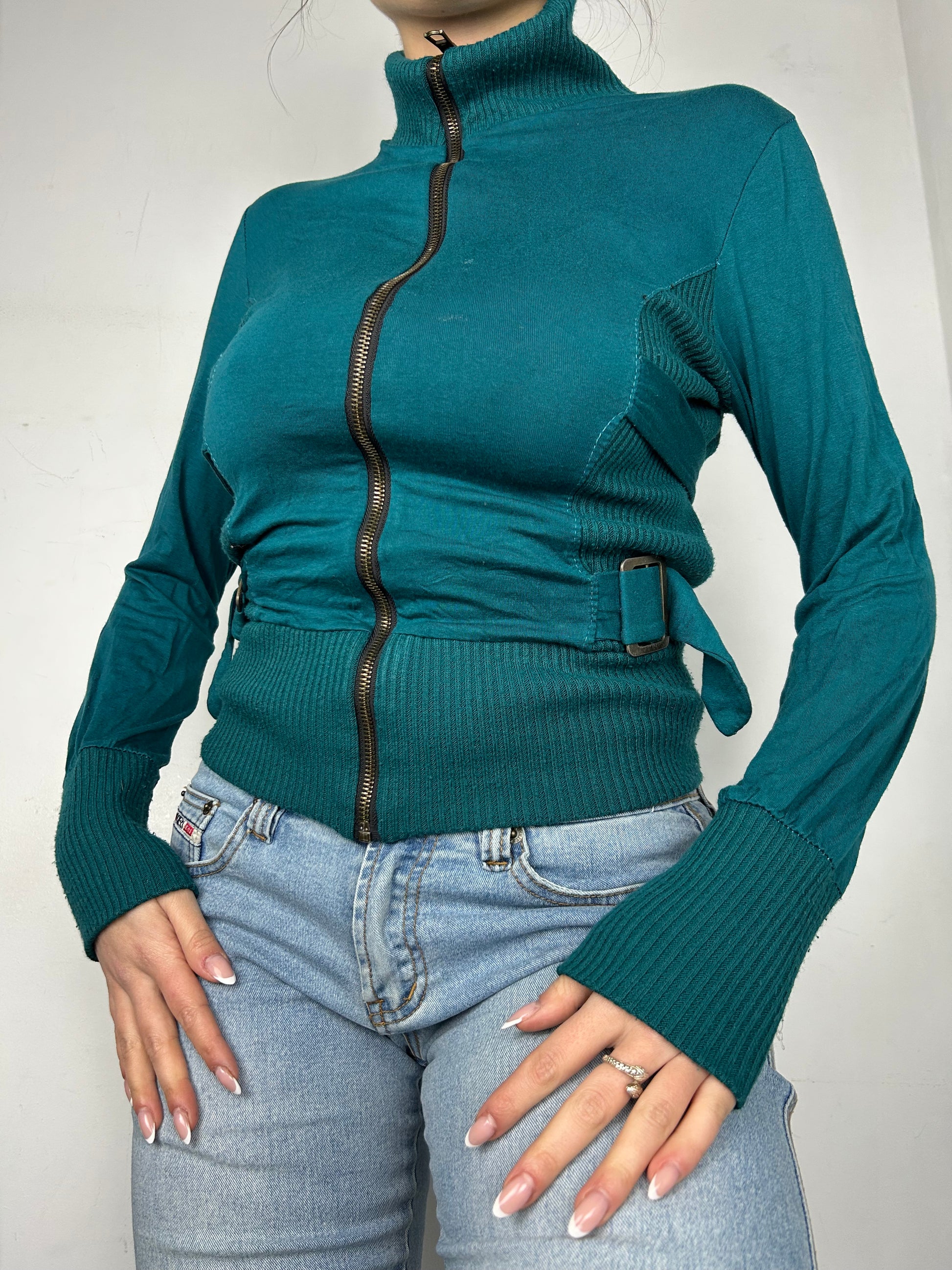 Green belt zip up long sleeves top  (S)