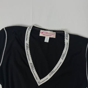 Black V neck tight fit logo tee (M)
