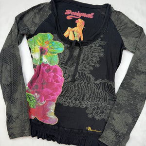 Black graphic long sleeves top (S/M)