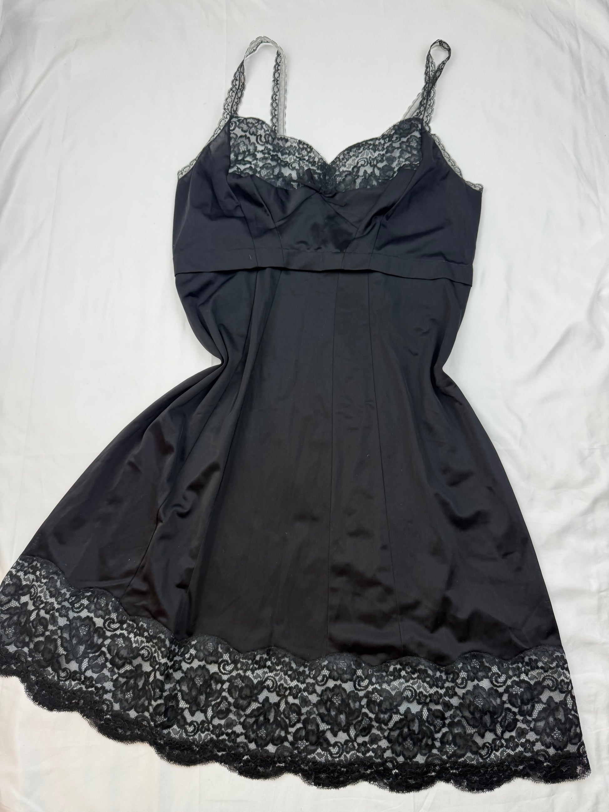 Black silky babydoll mini dress (L)