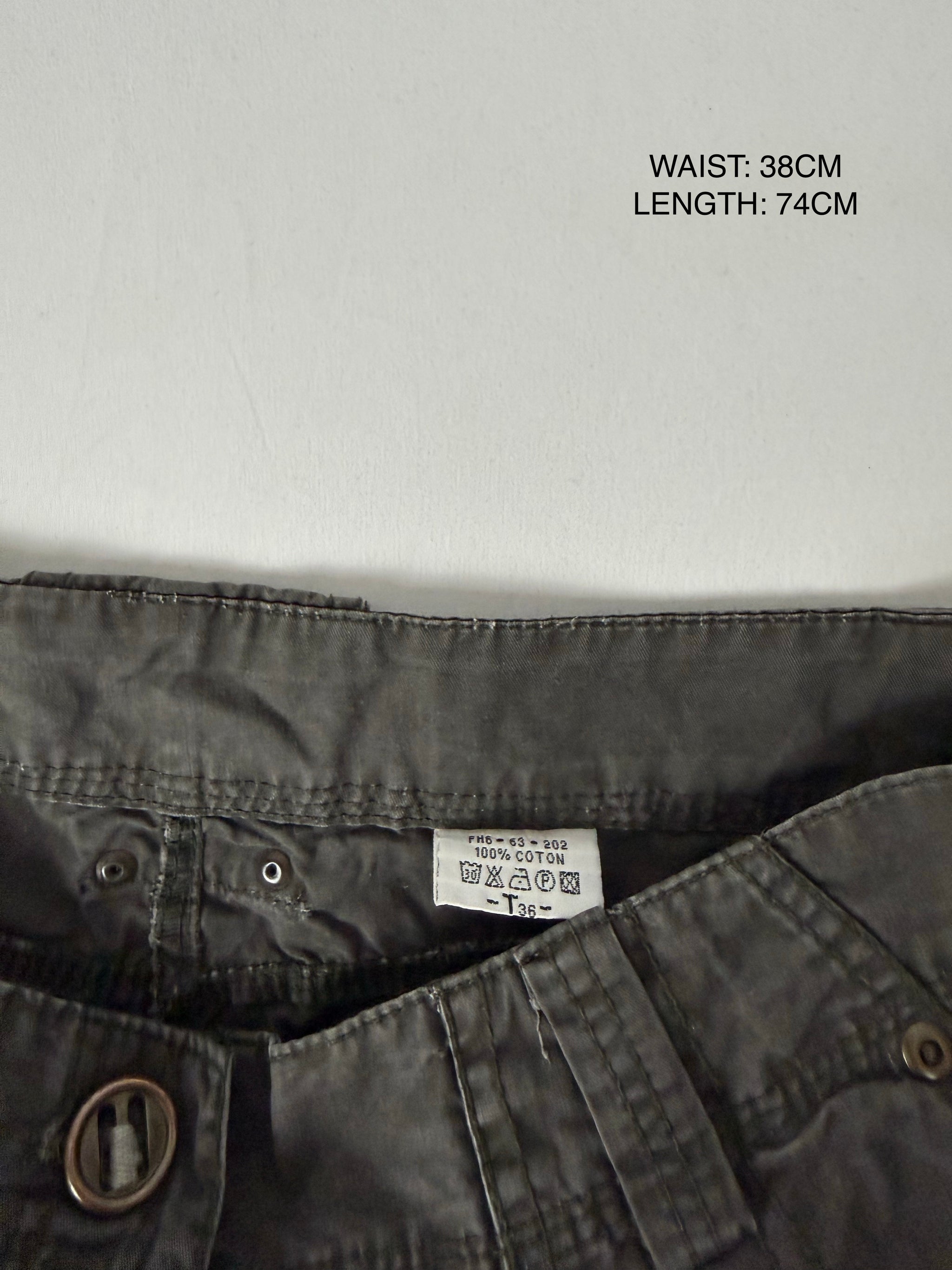 Khaki cotton low rise utility capri pants (S)