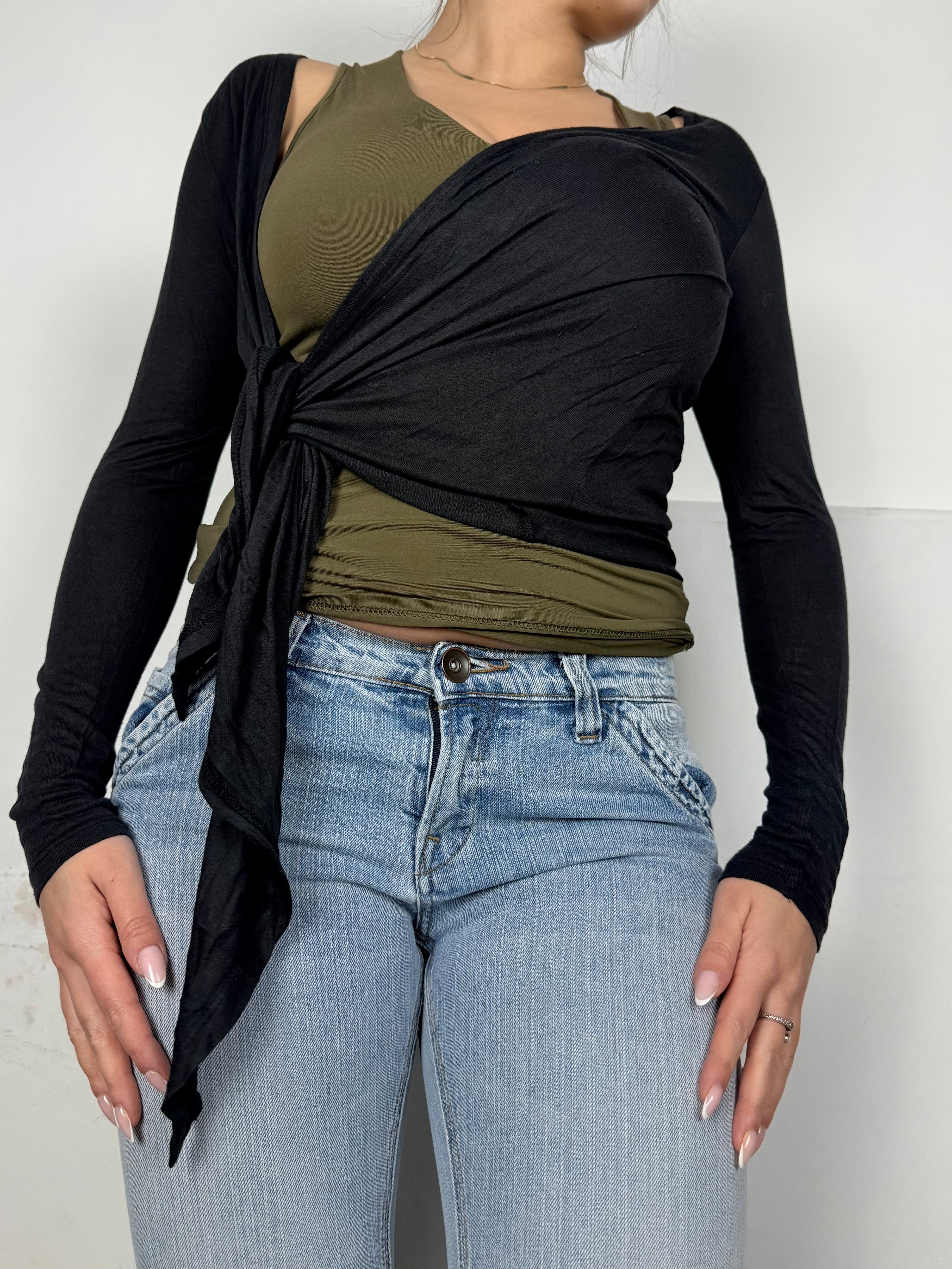 Black tie up bolero long sleeves top (S)