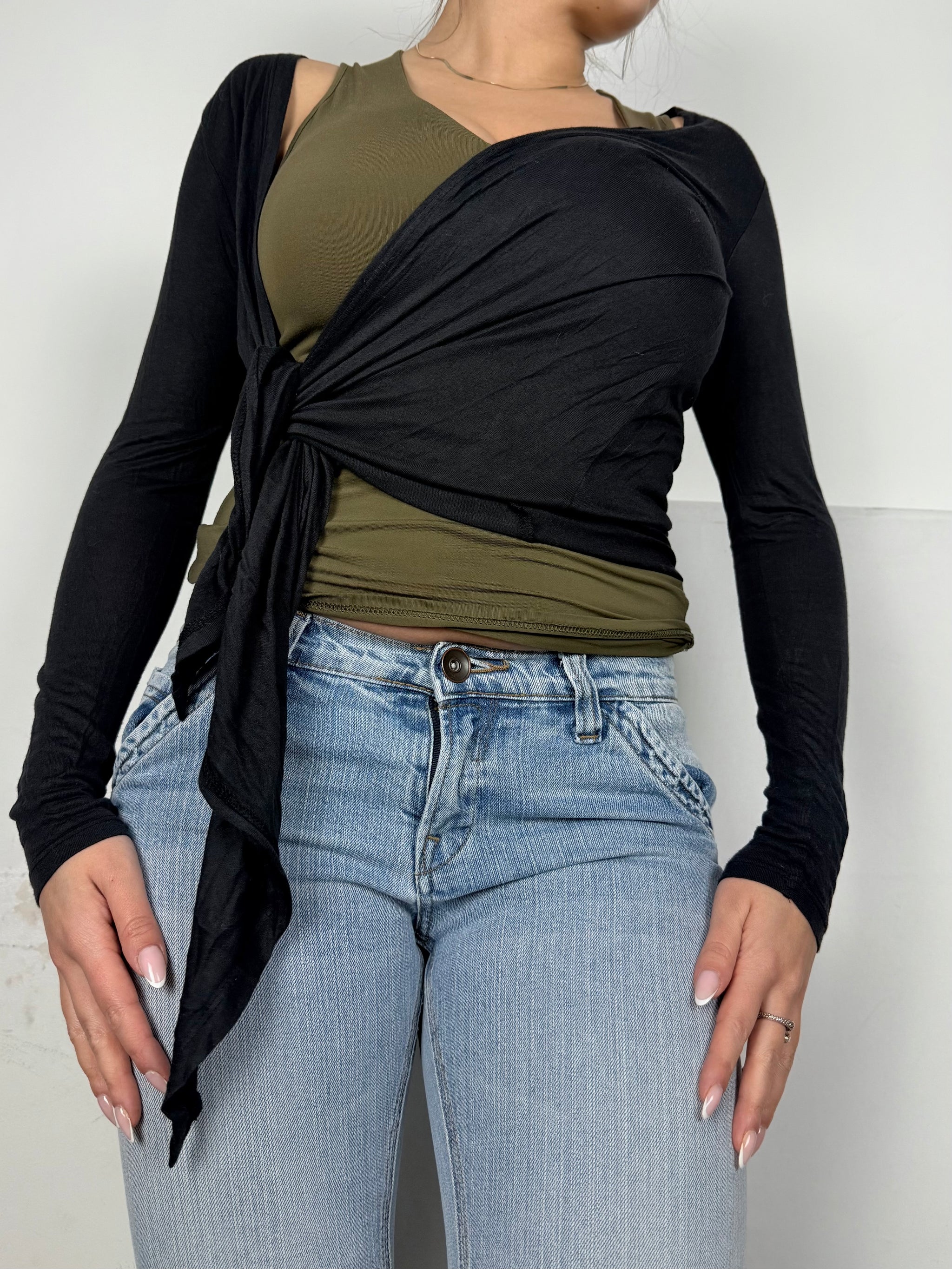 Black tie up bolero long sleeves top (S)