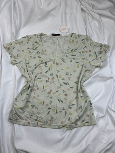 Green floral print lycra tee (L)
