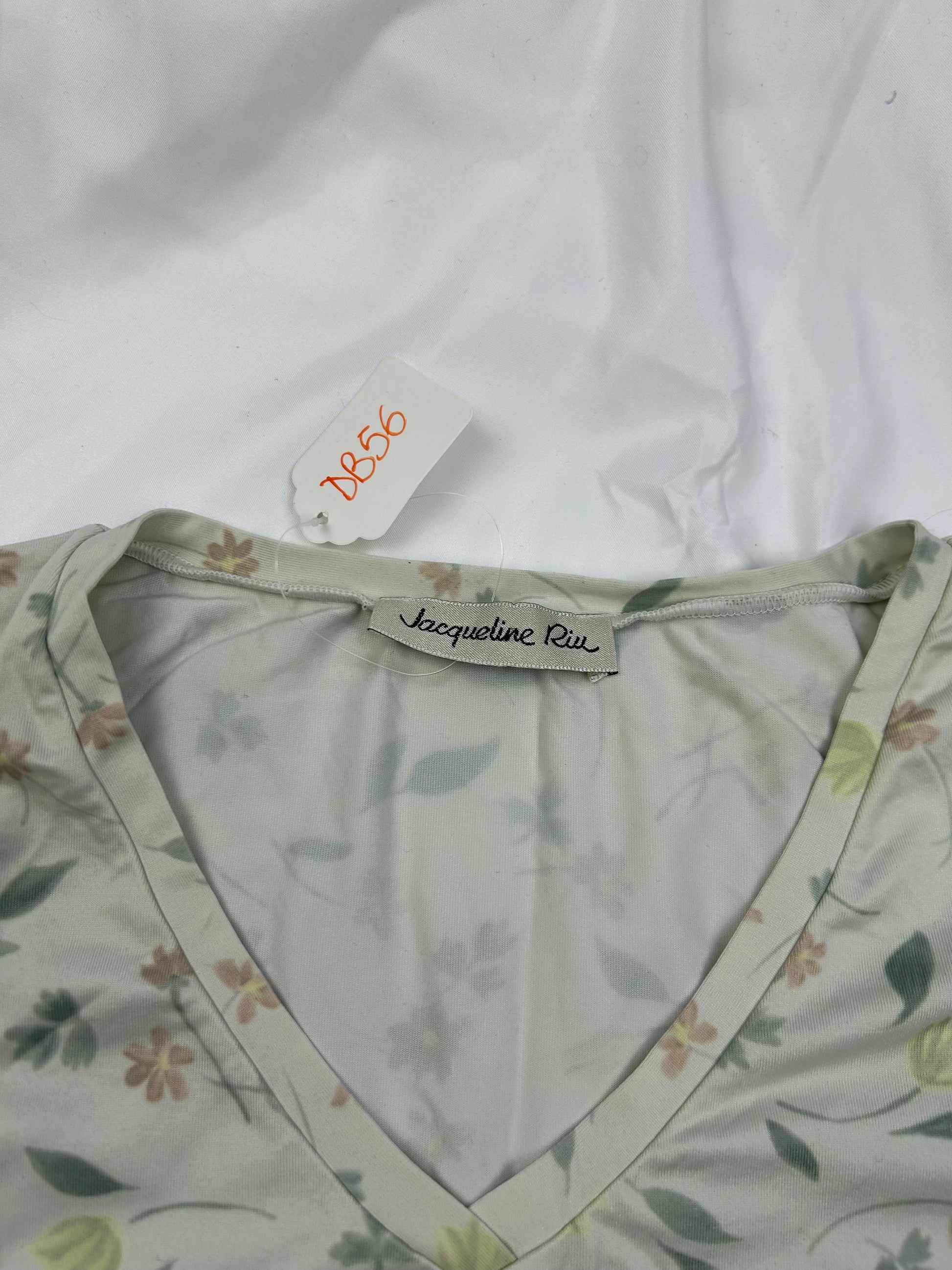 Green floral print lycra tee (L)