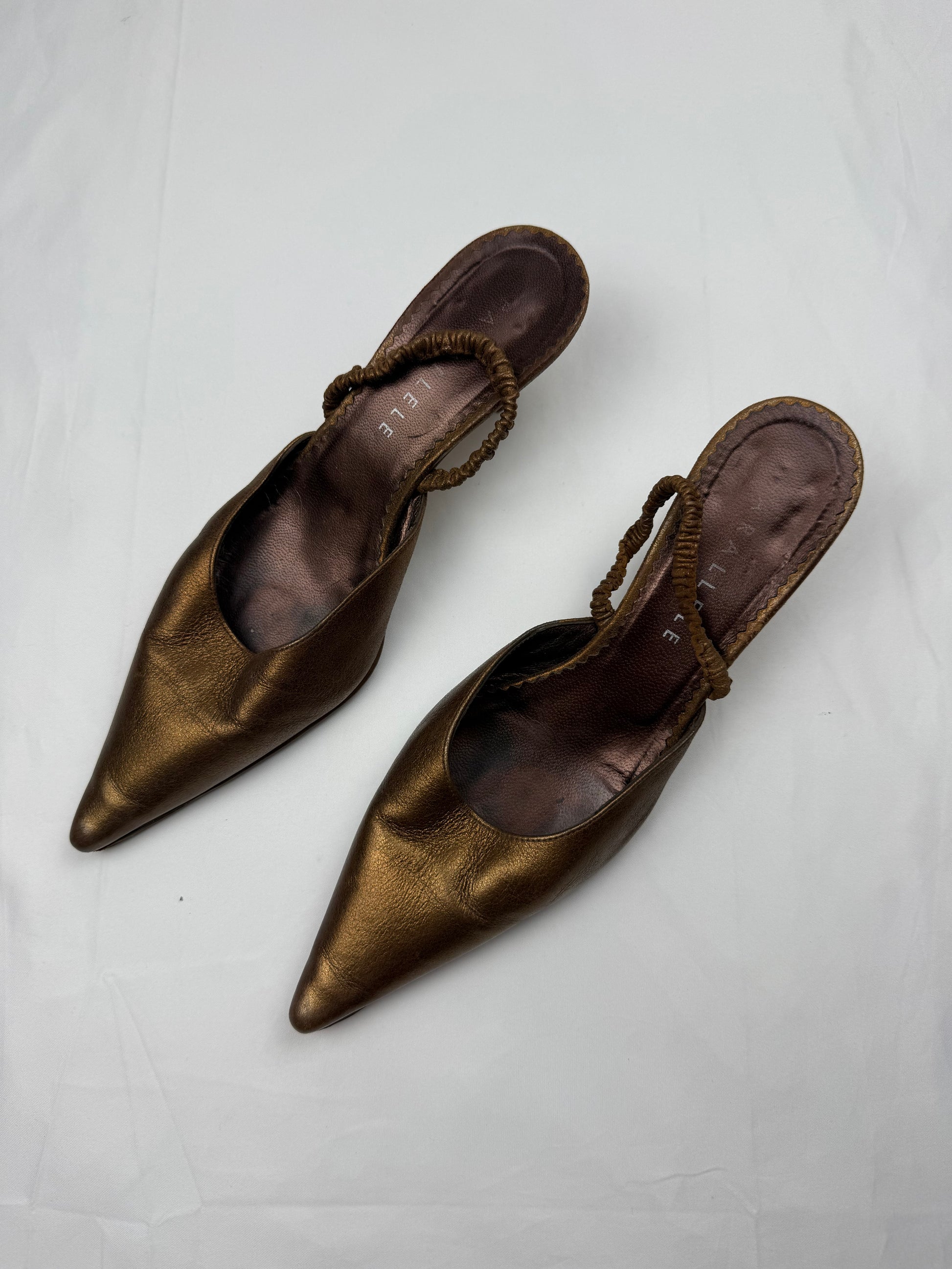 Brown real leather kitten heels (37.5)