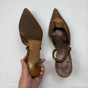 Brown real leather kitten heels (37.5)