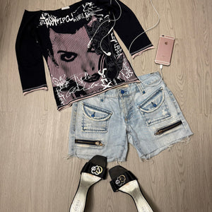 Black graphic tight fit 3/4 sleeves top (S/M)