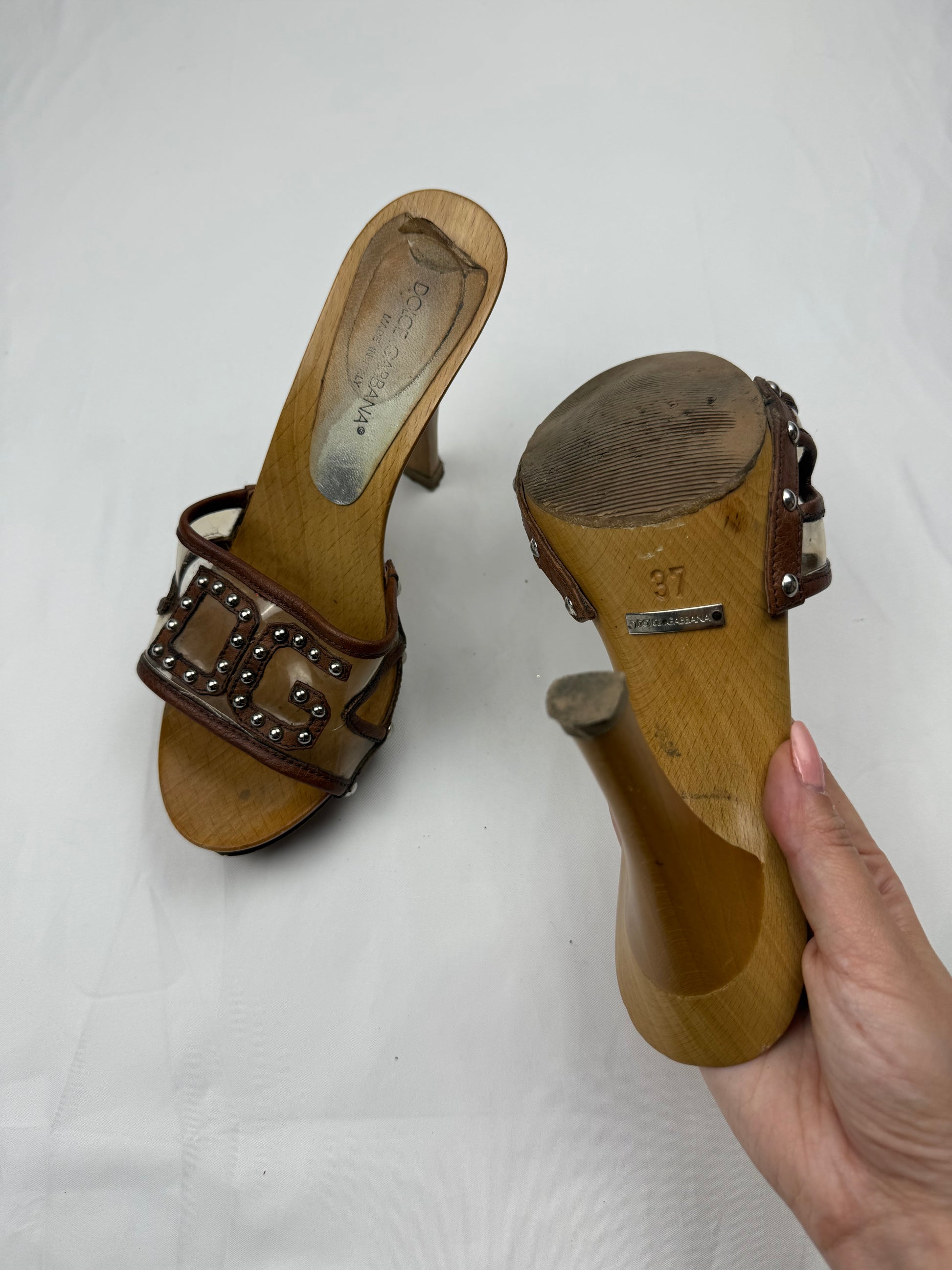 Brown wood clogs heels mules (37)