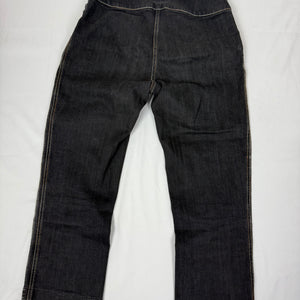 Black denim low rise capri pants (M)