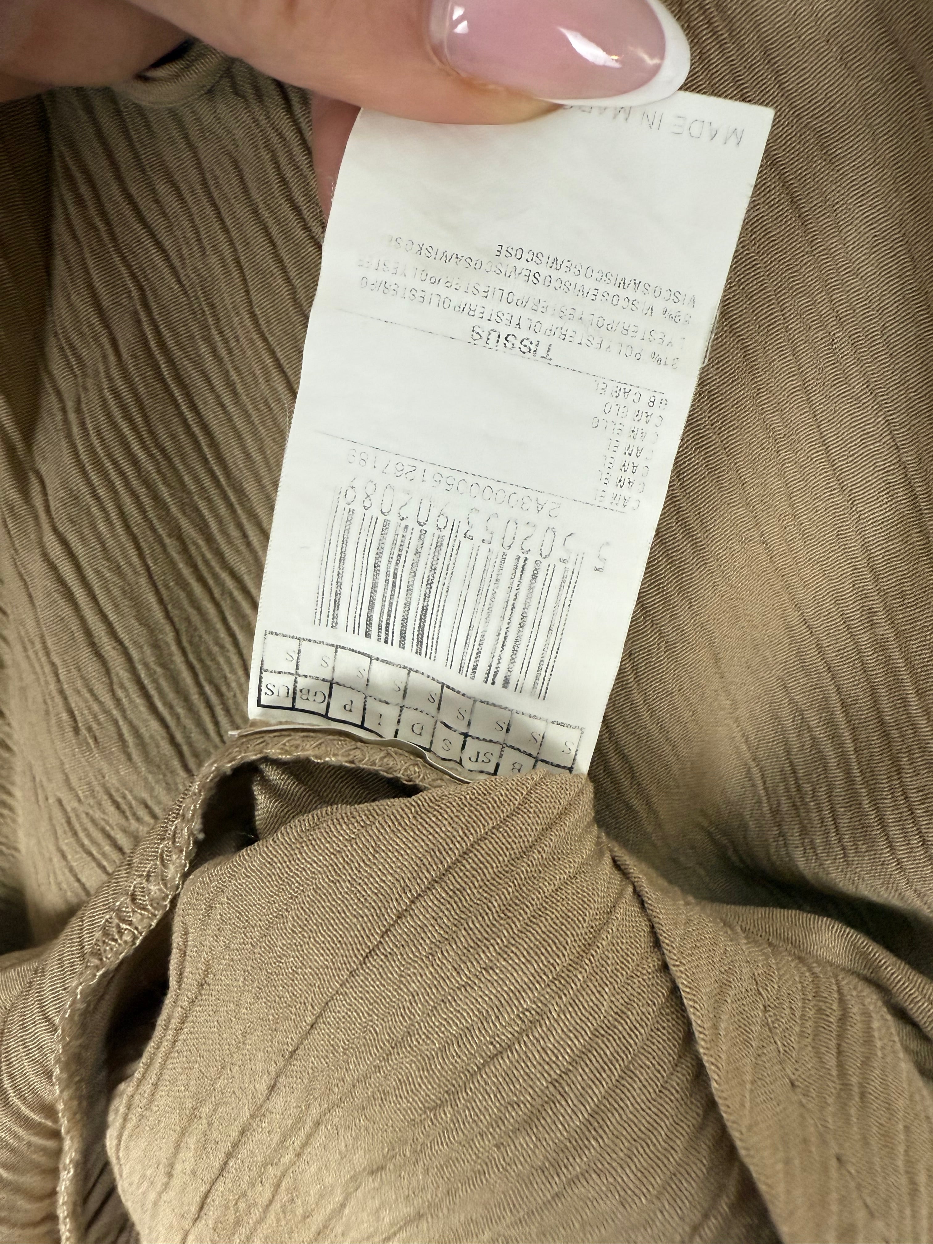 Beige flared long sleeves top (S)