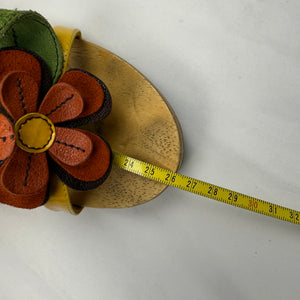 Yellow flower appliqué clogs wedge heels (39)