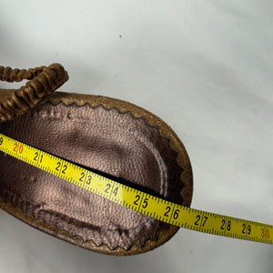 Brown real leather kitten heels (37.5)